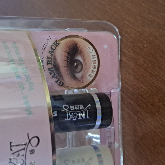 Nica Perfect Duo Mascara & Eyelash Serum - Black and Cream - Picture 3 of 4